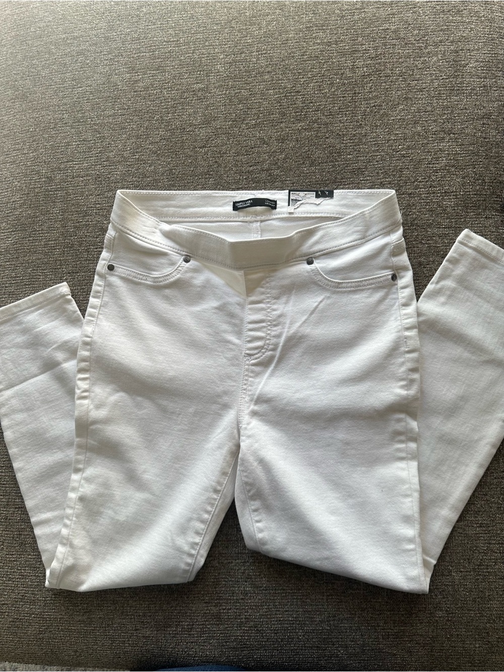 Vera Wang White Slim Stretch Jeggings